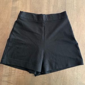 Hollister XS Black Ultra High-Rise Shorts